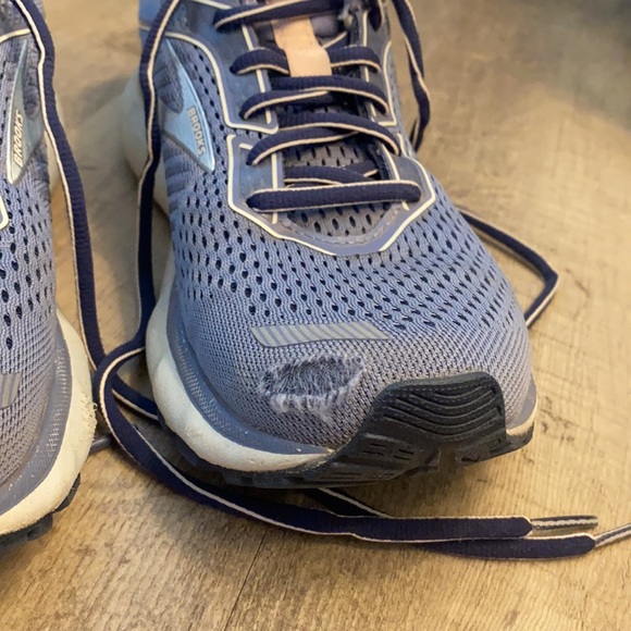 BROOKS RUNNING SHOE - Picture 3 of 4